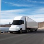 Le premier Tesla Semi sort de la chaîne de production de série tesla-semi-2026-3 copie