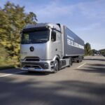Dachser devient le premier transporteur à exploiter le camion hydrogène Mercedes-Benz NextGenH2 Daimler Truck stellt Mercedes-Benz NextGenH2 Truck vor: Brennstoffzellen-Lkw in Kleinserie für den Kundeneinsatz ab Ende 2026Daimler Truck presents Mercedes-Benz NextGenH2 Truck with small-series production planned from end of 2026